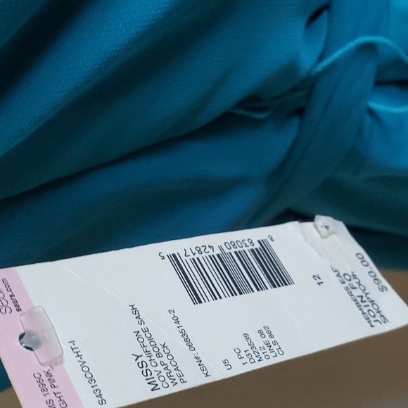 Elegant but Simple Teal Chiffon Dress - Picture 6 of 6